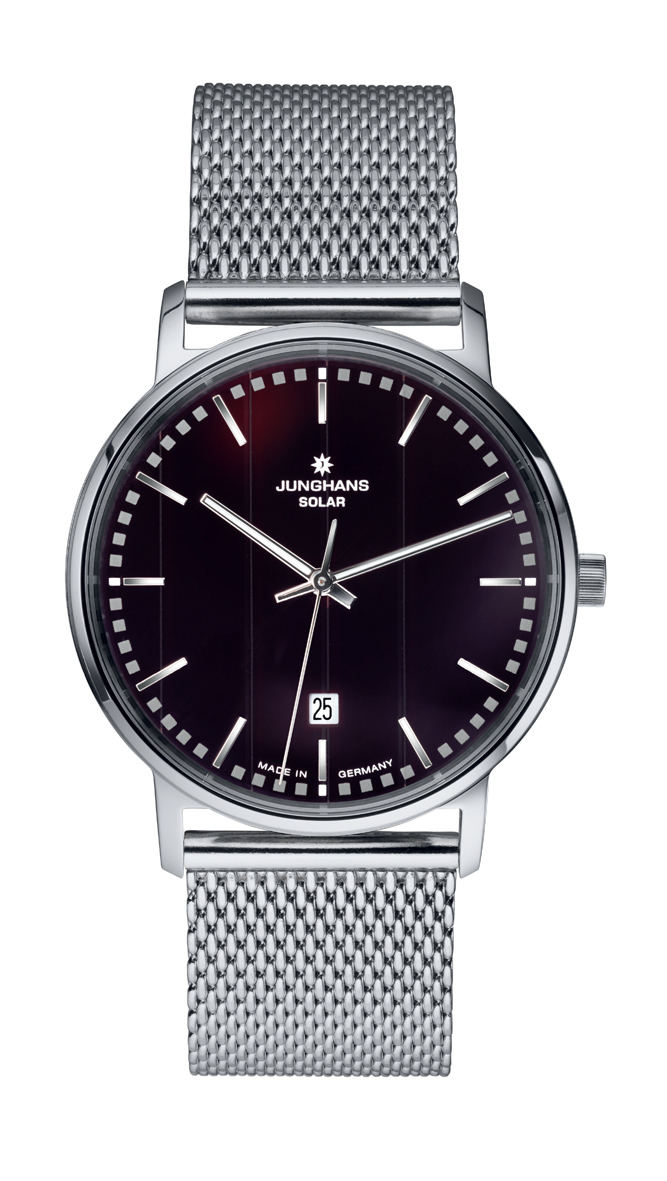 Junghans 1972 Solar Quartz (Milanaise Bracelet)